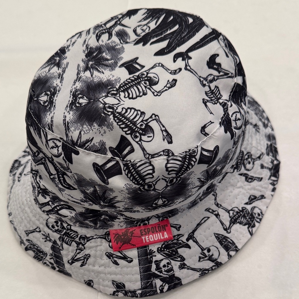 Black and White Skeleton Print Bucket Hat reversible